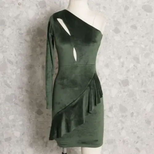Vestido feminino my place tamanho P Verde em veludo uma manga