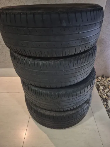Pneu Dunlop 225/60/17 103H