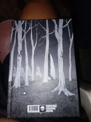 Vendo 2 livros do Mangá