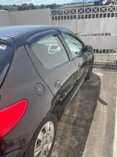 Peugeot 207 XR 1.4 Flex 8V 3P 2012