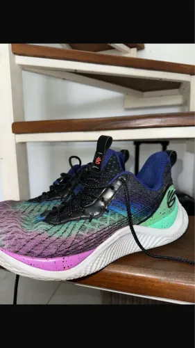 Under Armour curry flow 10