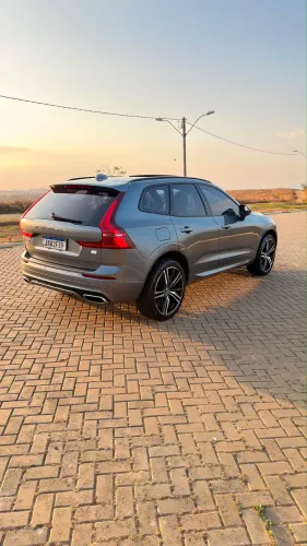 Volvo XC-60 XC 60 T-8 Híbrido R-design 2.0 5P 2021