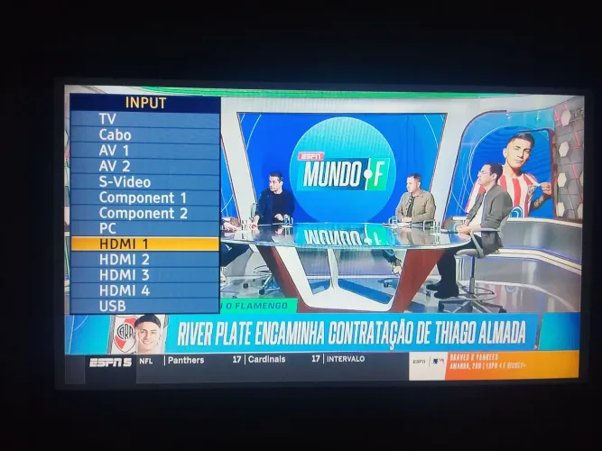 Televisão 42 polegada
