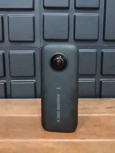 Câmera de Ação Insta 360 OneX semi nova