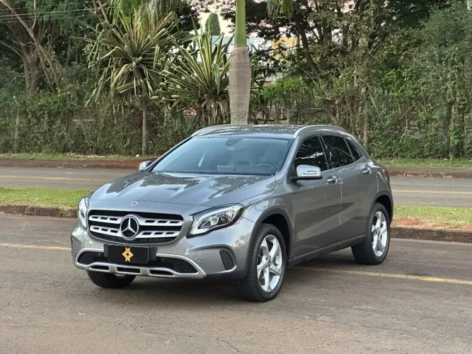 Mercedes-Benz GLA 200 Adv. 1.6/1.6 TB 16V Flex Aut. 2019
