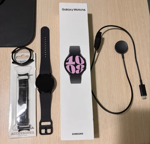 Samsung Galaxy Watch 6 40mm - Impecável + Acessórios (Como Novo)