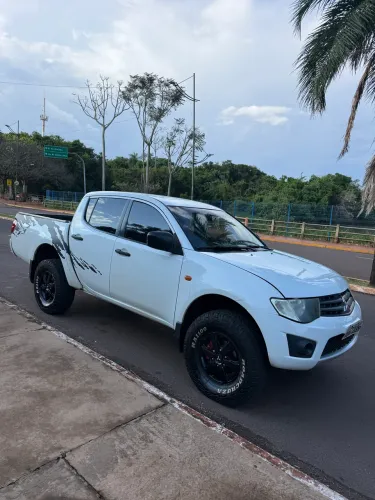 Mitsubishi L200 Triton GLX 3.2 CD TB Int.diesel MEC 2015
