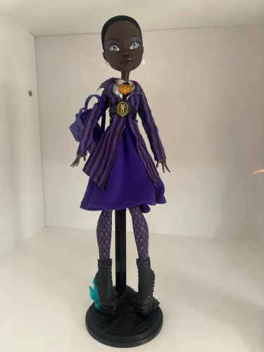 Monster High Bianca Wednesday