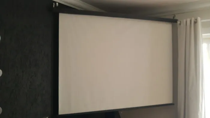 Tela manual projetor
