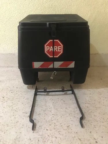 Baú para moto completo 