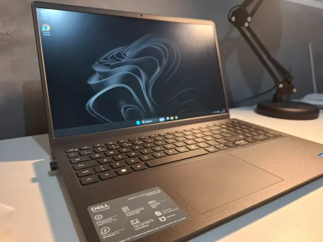 Notebook Dell Inspiron 15 / Processador 13° Geração + 8GB RAM + 512 SSD Nvme