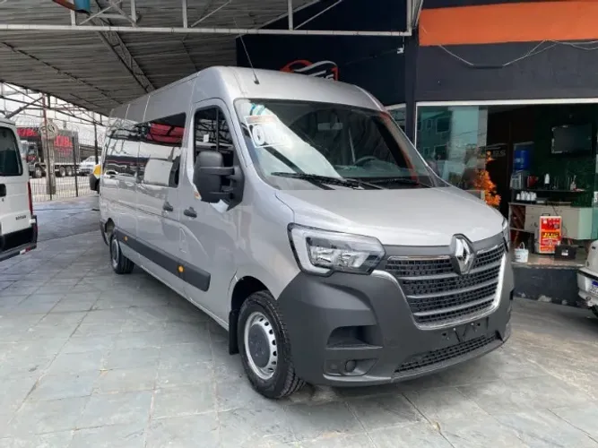 Renault Master 2.3 DCI Executive Longo 16L Dies 2027