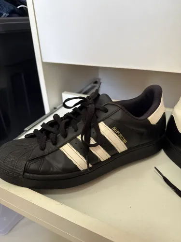 Adidas superstar preto tam42