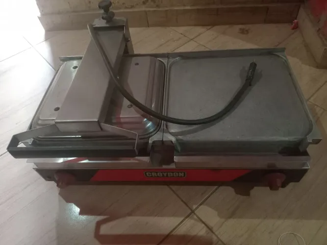 Preço bom 1.800 a energia 