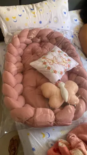 Algumas coisas de bebê, menina nunca usada 