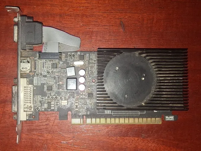 Placa de vídeo GT730 2GBRAM