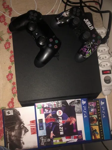 PlayStation 4