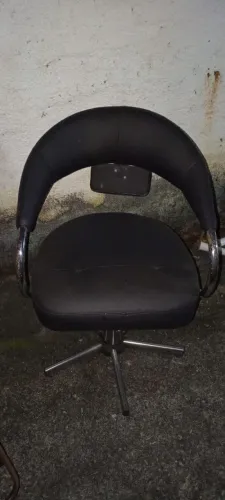 Cadeira de Barbriaria ou cabeleireiro 