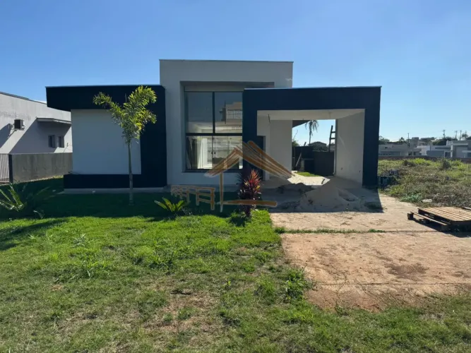 Casa com 4 suítes à venda no Ninho Verde 1, construção moderna, muito lazer