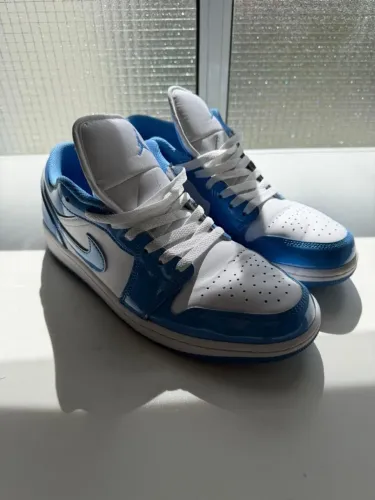 Tênis Nike Air Jordan 1 Low UNC Azul - Tam 42 - Usado 1x