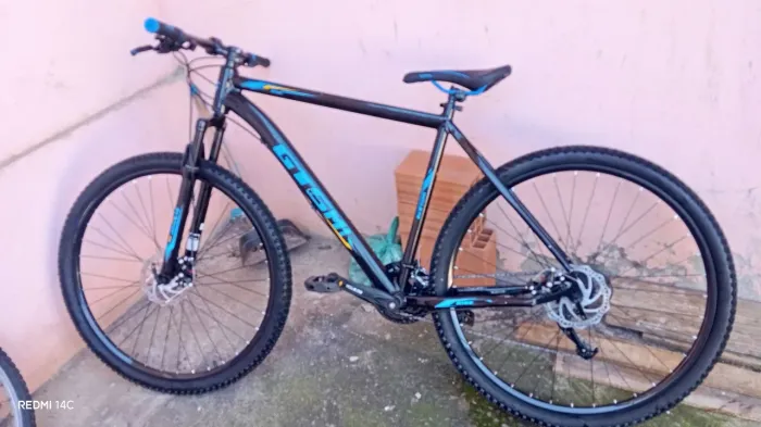 Bicicleta aro 29 gts freio a disco