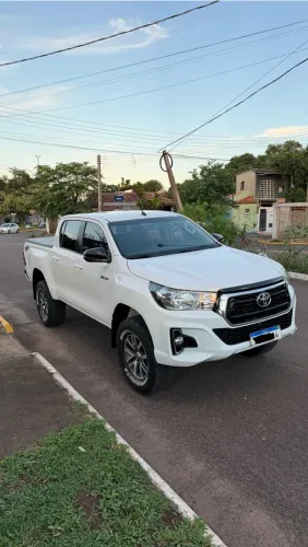 Toyota Hilux CD SR 4X4 2.8 TDI Diesel Aut. 2020