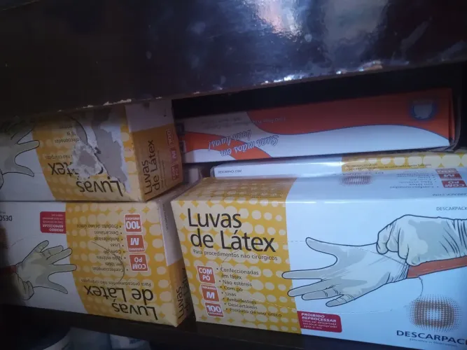 Caixas de luvas