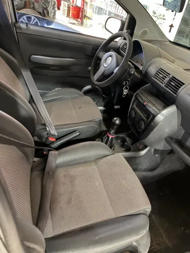 Volkswagen Fox City 1.0mi/ 1.0mi Total Flex 8V 3P 2006