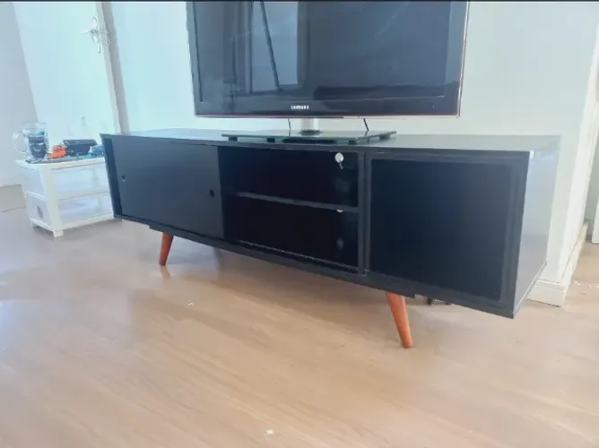 Rack TV