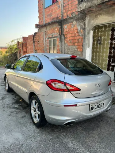 Chery Cielo 1.6 16V 119cv 5P 2011
