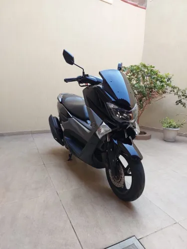 Yamaha N Max - Excelente estado - Baixo KM