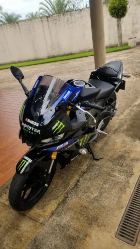 Yamaha YZF R3 Monster Energy 21/22 - SEGUNDO DONO! 2.500 km!