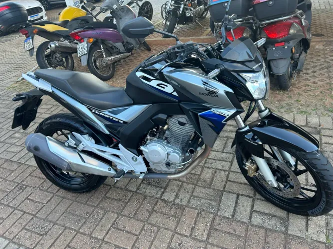 Honda CB Twister 250 