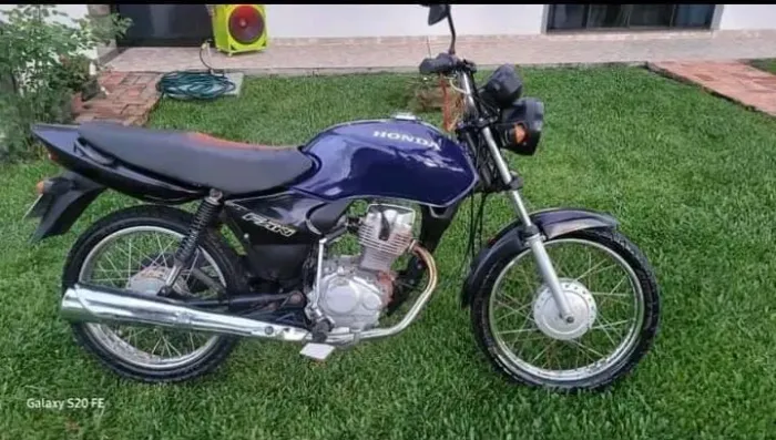Vendo moto Honda cg 125