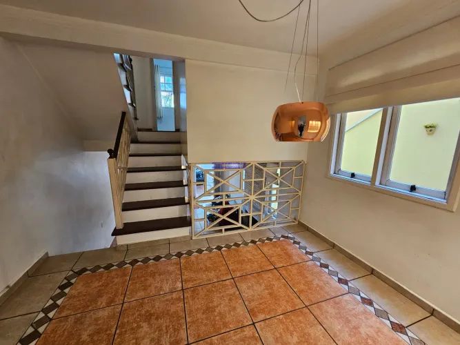 Butantã Metro Vila Sônia - Condomínio sobrado 3dts sd 1 suite 2 vagas- quintal -R$ 3.300,0