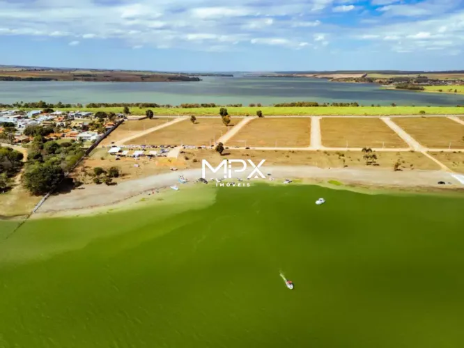 Terreno à venda em Anhembi, Santa Maria, com 1000 m², Condomínio Reserva Ondas Grandes II