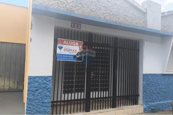 Ponto Comercial : Ótimo Preço e Localização!