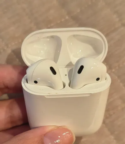 Airpod Apple com caixa de recarga - perfeito estado 