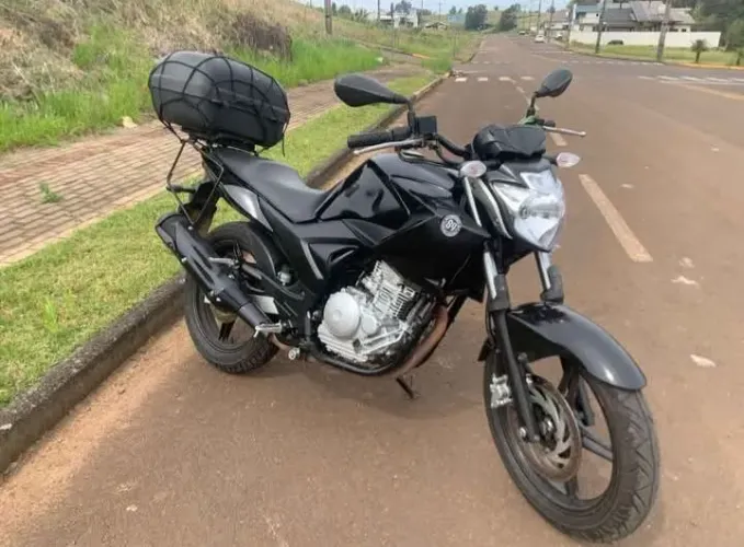 Yamaha fazer 250ys vendo ou troco