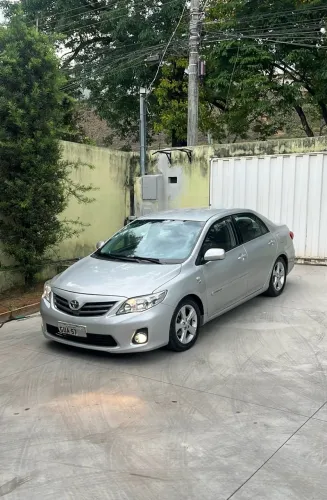 Toyota Corolla GLI 1.8 Flex 16V Mec. 2012