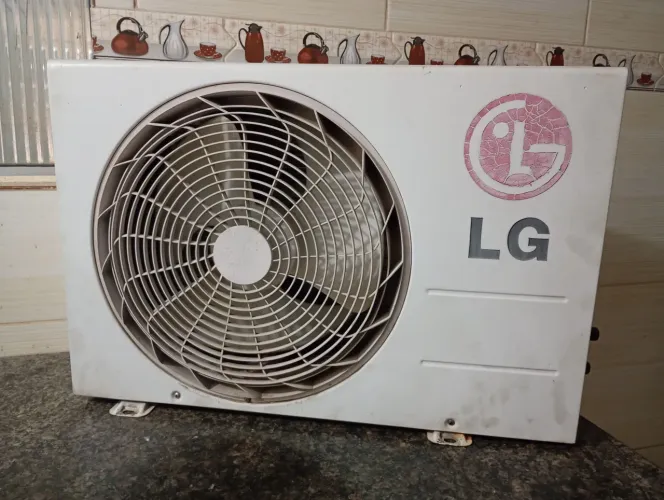 Condensadora LG 9000 BTUs De Cobre
