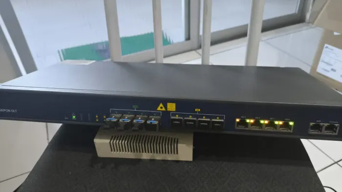 OLT VSOLUTION EPON COM 4PON PORTAS PON