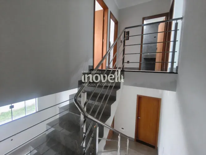 Sobrado à venda em Paiçandu, Centro, com 3 quartos, com 113 m²