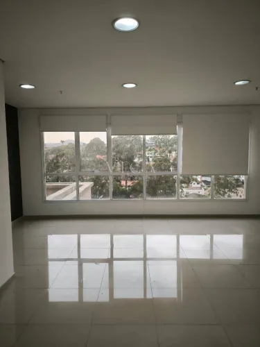 Alpha Square|Sala com 47m² para aluguel por R$ 2.800 - Alphaville/SP