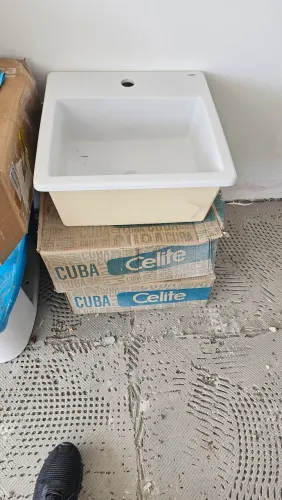Cuba de sobrepor celite