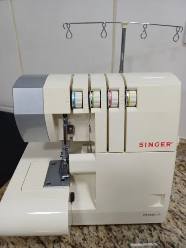 Overlock Singer