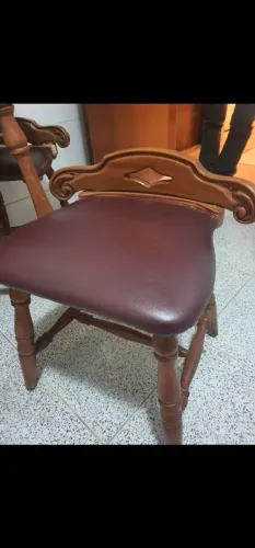 Cadeira de madeira 