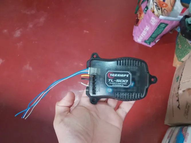Modulo Taramps TL500 90W 2OHMS potência para alto falante de portas e tampa 6x9 2 canais 