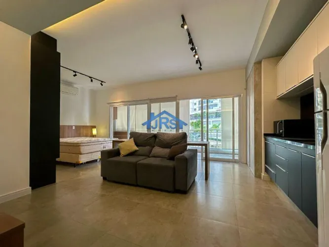Apartamento à venda em Santana de Parnaíba, Alphaville, com 1 suíte, com 51 m²