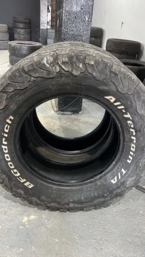 2 pneus 275/65r17